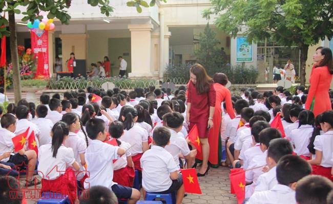 Lễ khai giảng diễn ra gọn, ý nghĩa cho một năm học mới ảnh 2